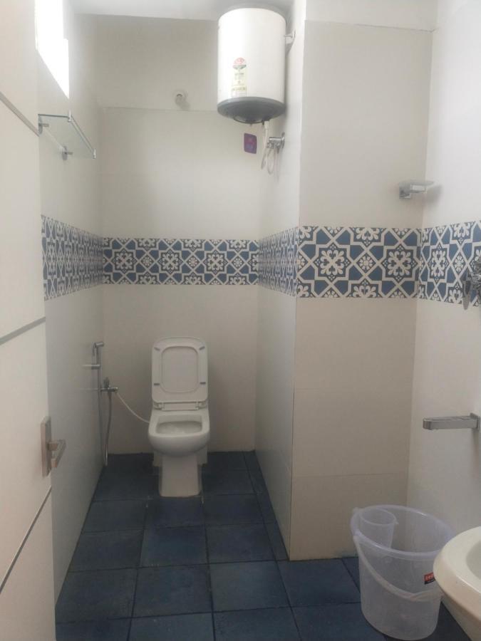 Two Bedroom House 马迪凯里 外观 照片